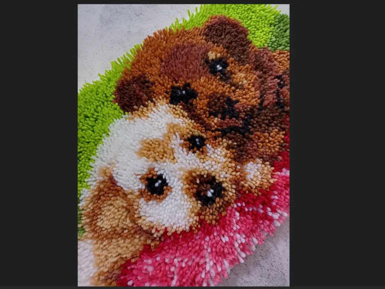 Floor mat carpet rug puppy dogs animal 41 cm x 41 cm