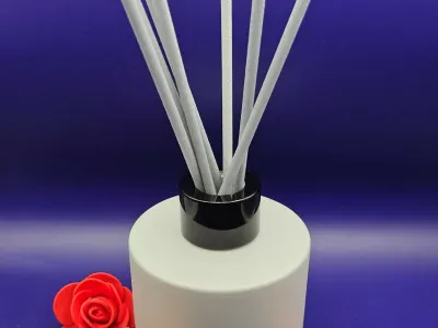 Reed Diffuser – Light Grey Bottle